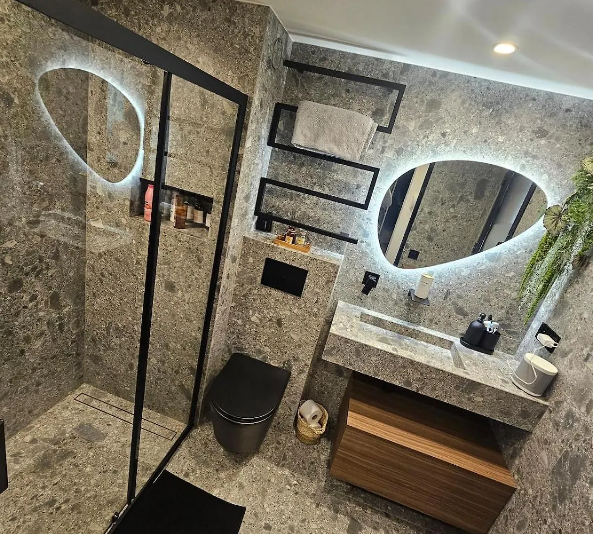 Modern Apartment With Sea View Mandelieu-la-Napoule France